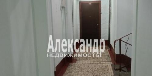 2-комн квартира Маршала Блюхера пр-кт,  д. 65