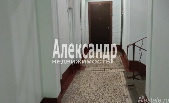 Продажа 2-комн квартиры на вторичном рынке Маршала Блюхера пр-кт,  д. 65