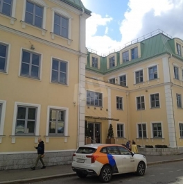 Аренда торгового помещения 1й Казачий пер