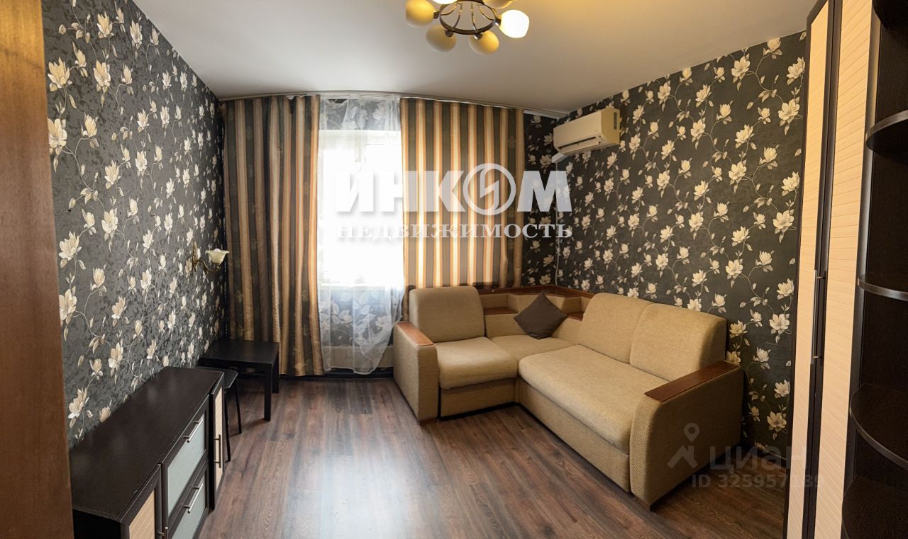 Продажа 2-комн квартиры на вторичном рынке проезд Одоевского, 3К6