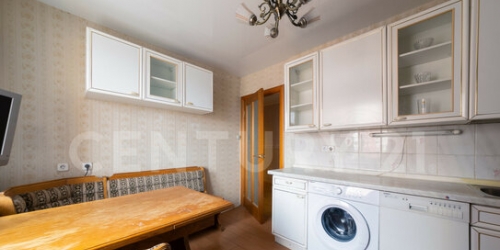 3-комн квартира Ветеранов пр-кт,  д. 114,  к. 1