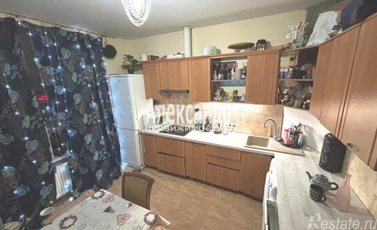 Продажа 2-комн квартиры на вторичном рынке Разночинная Б. ул,  д. 11