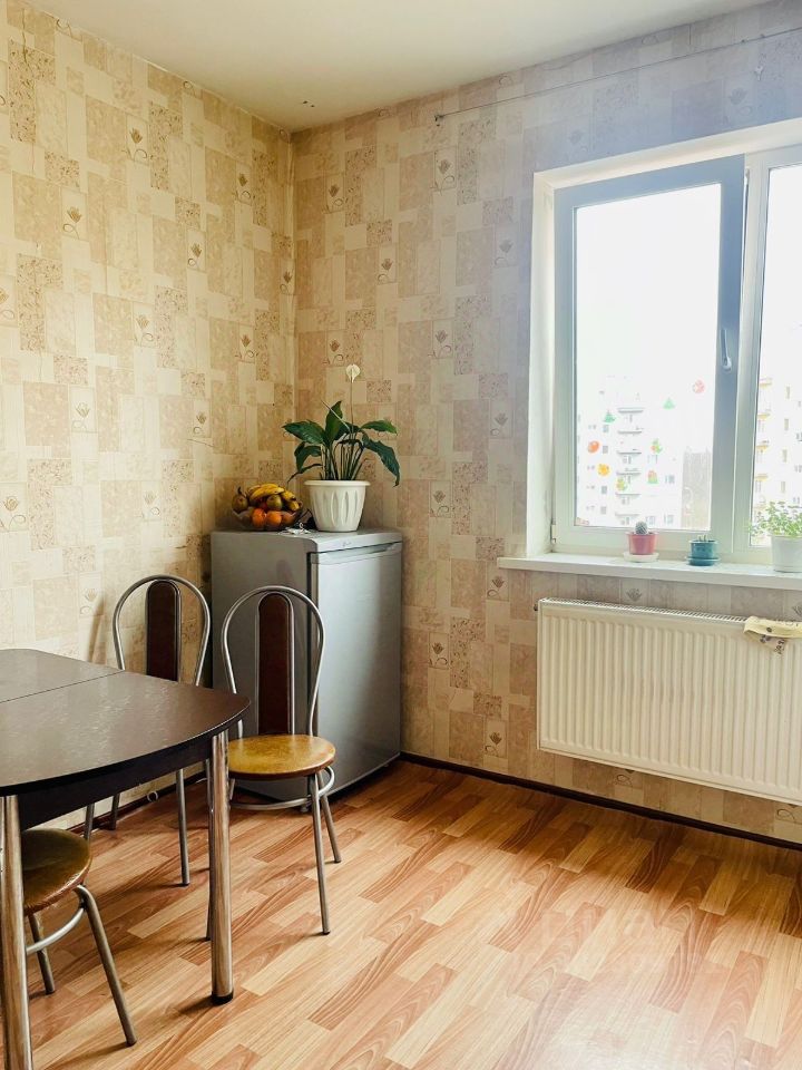 Продажа 2-комн квартиры на вторичном рынке Окраинная улица, 9К