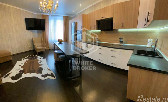 Продажа 2-комн квартиры на вторичном рынке Красногорск г, Игоря Мерлушкина ул,  д. 4