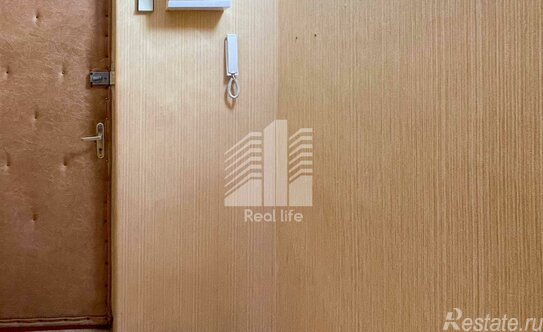 Продажа 2-комн квартиры на вторичном рынке Юбилейный, улица Глинкина,  д. 3