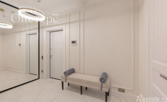 Продажа 3-комн квартиры на вторичном рынке Крестовский пр-кт,  д. 12