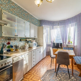 Продажа 3-комн квартиры на вторичном рынке аллея Поликарпова