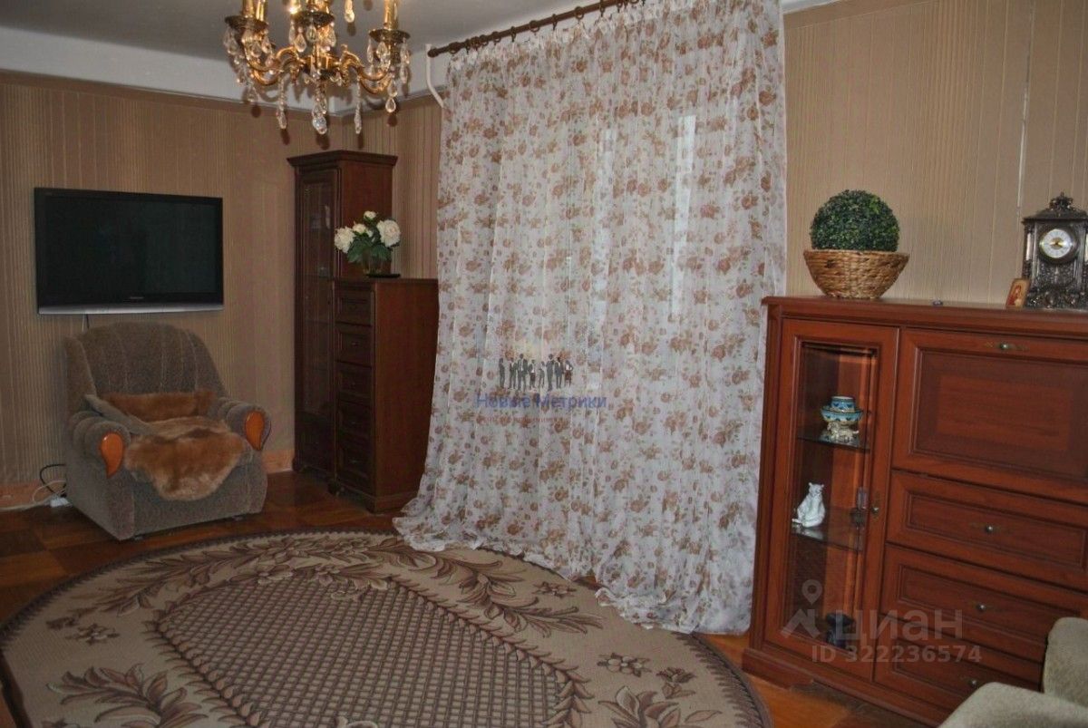 Продажа 4-комн квартиры на вторичном рынке улица Шаврова, 27