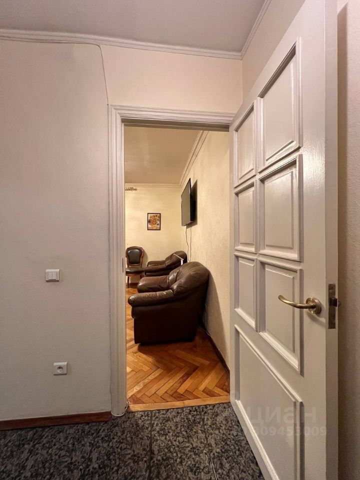 Аренда 2-комн квартиры на вторичном рынке улица Алабяна, 21К1