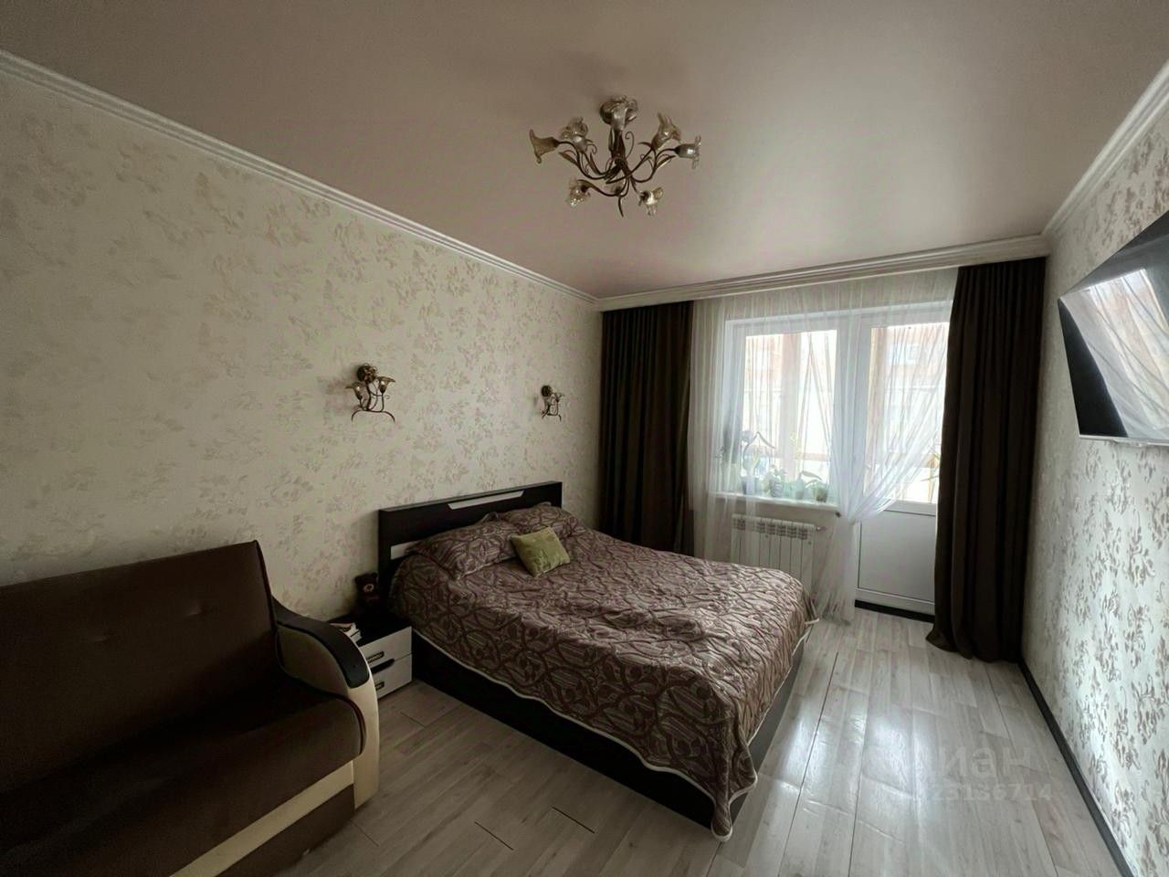 Продажа 2-комн квартиры на вторичном рынке Нахабино пгт, улица Королева, 8