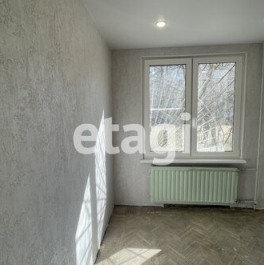 Продажа 3-комн квартиры на вторичном рынке улица Зины Портновой,  д. 44