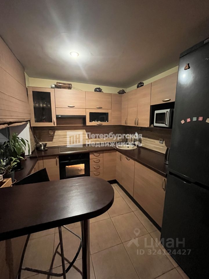 Продажа 3-комн квартиры на вторичном рынке Белорусская улица, 16К2