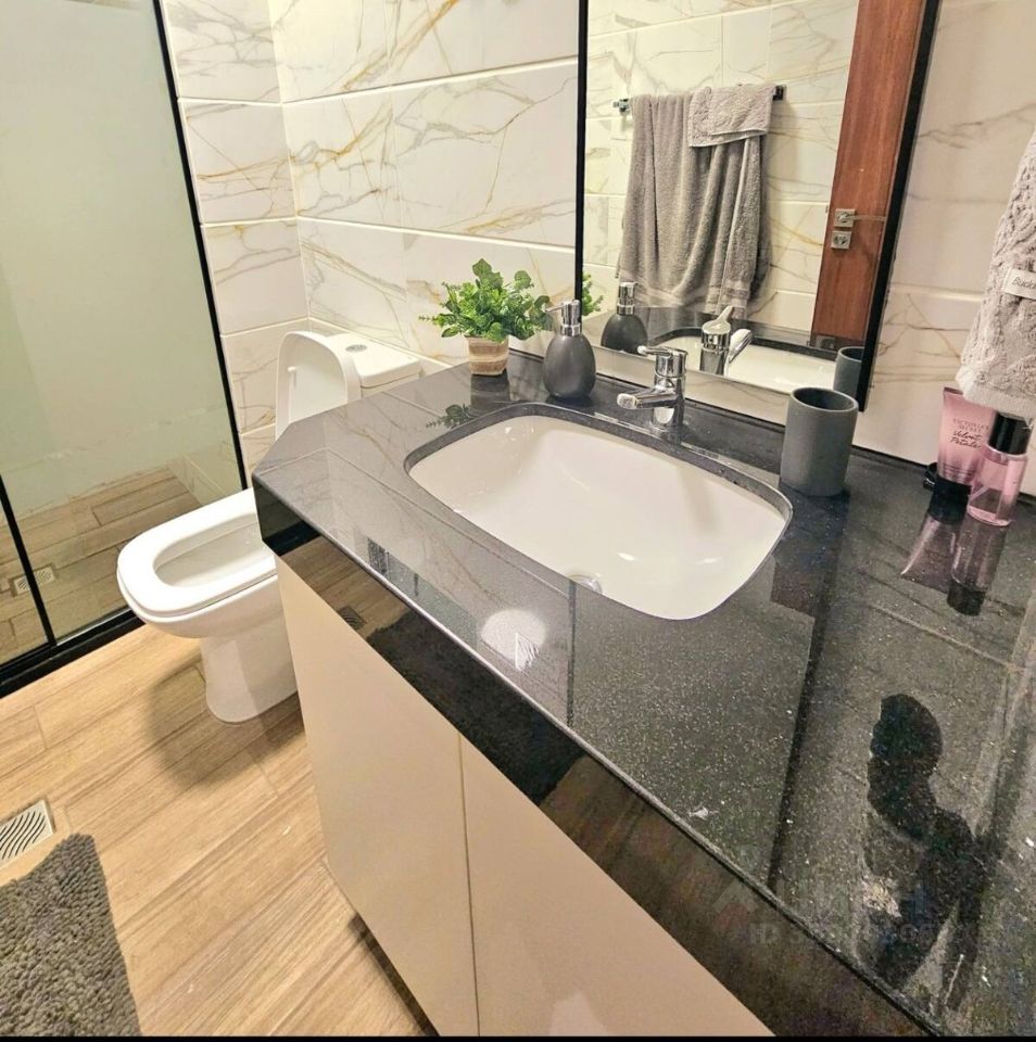 Продажа 2-комн квартиры на вторичном рынке улица Усачева, 2С3