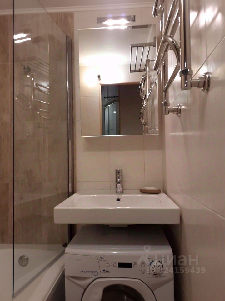 Аренда 2-комн квартиры на вторичном рынке улица Коненкова,  д. 11В