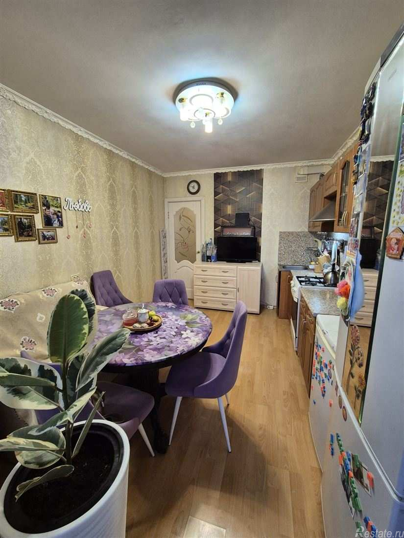 Продажа 1-комн квартиры на вторичном рынке Гатчина, ул Рощинская, д. 17б к 1