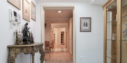 5-комн квартира 11-я В.О. линия,  д. 20