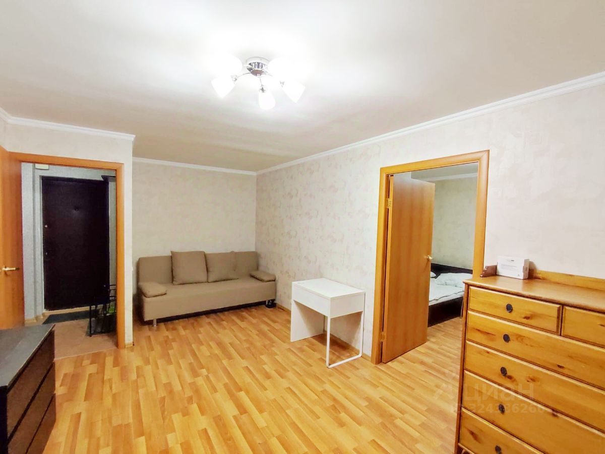 Продажа 2-комн квартиры на вторичном рынке улица Яблочкова,  д. 19