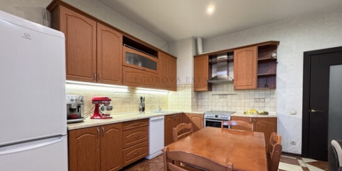 2-комн квартира ул Столетова,  д. 17