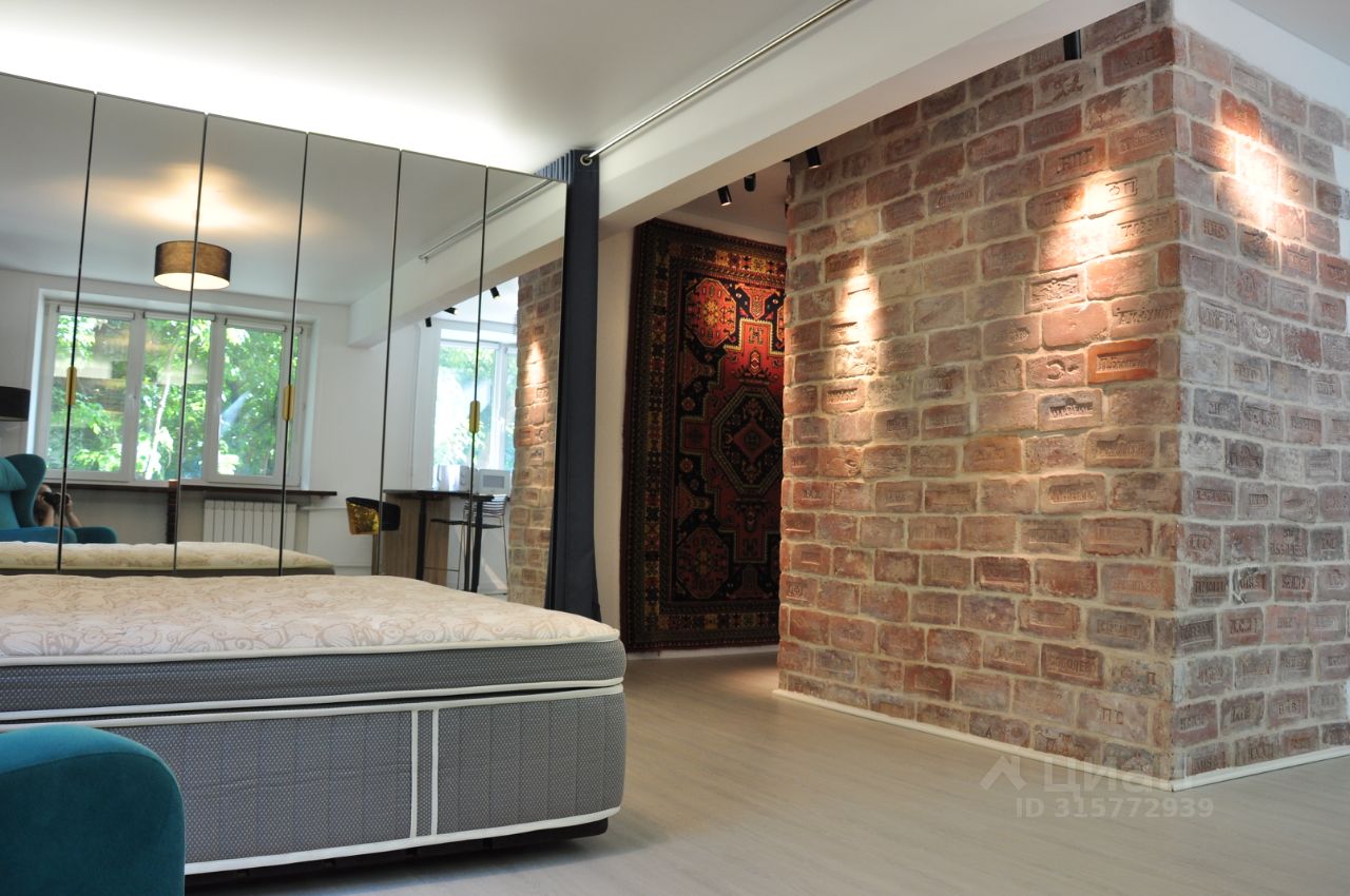 Продажа 1-комн квартиры на вторичном рынке Красногвардейский бульвар, 5К1