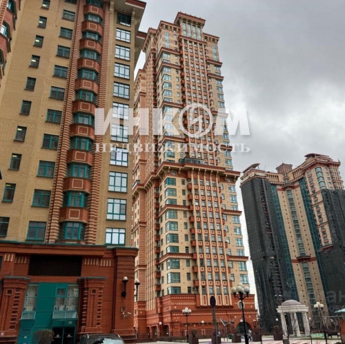 Гараж/парковка Авиационная улица,  д. 77