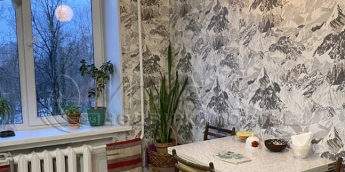 1-комн квартира улица Чекистов,  д. 42