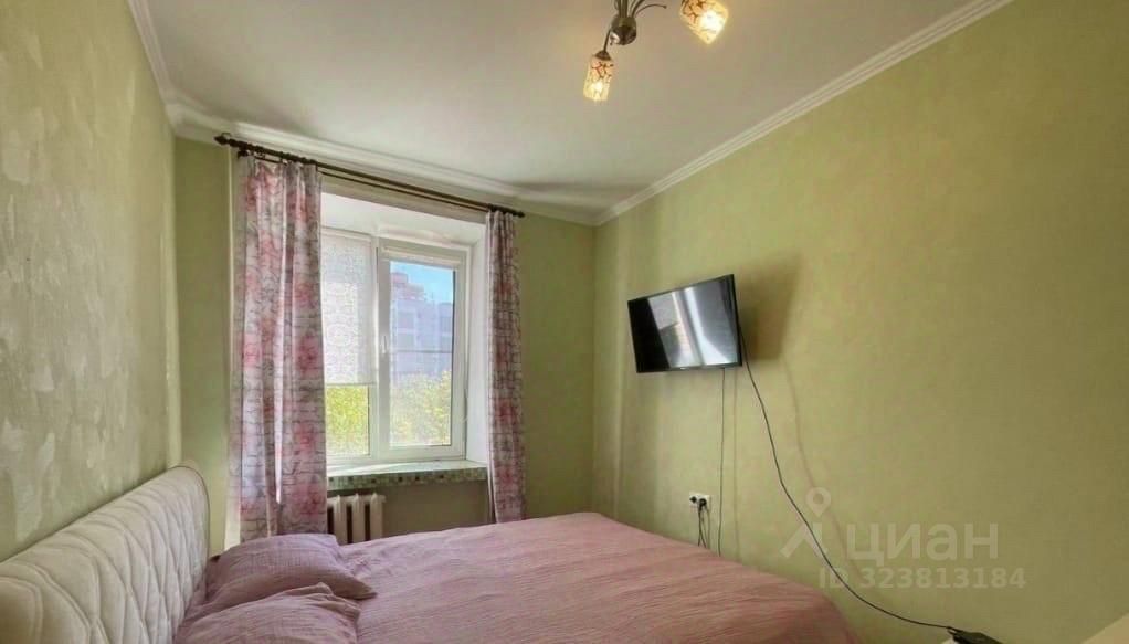 Продажа 2-комн квартиры на вторичном рынке Халтуринская улица, 13