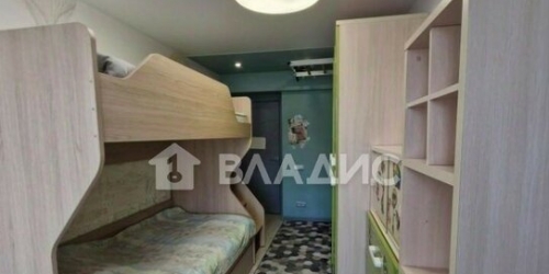 3-комн квартира улица Расковой,  д. 14