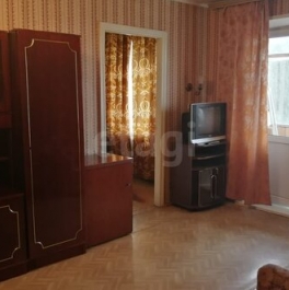 Продажа 2-комн квартиры на вторичном рынке Серпухов, Советская улица,  д. 61/10