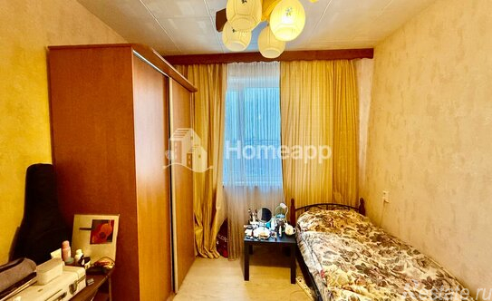 Продажа 3-комн квартиры на вторичном рынке улица Хачатуряна,  д. 4