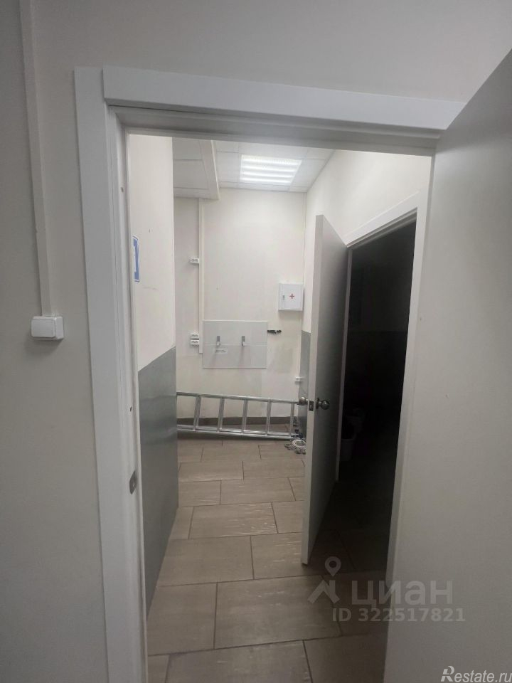 Аренда торгового помещения улица Василия Ботылёва,  д. 14А