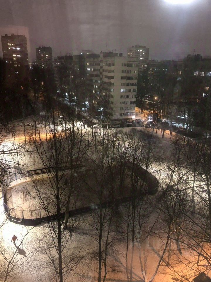 Продажа комнаты проспект Художников, 27К1