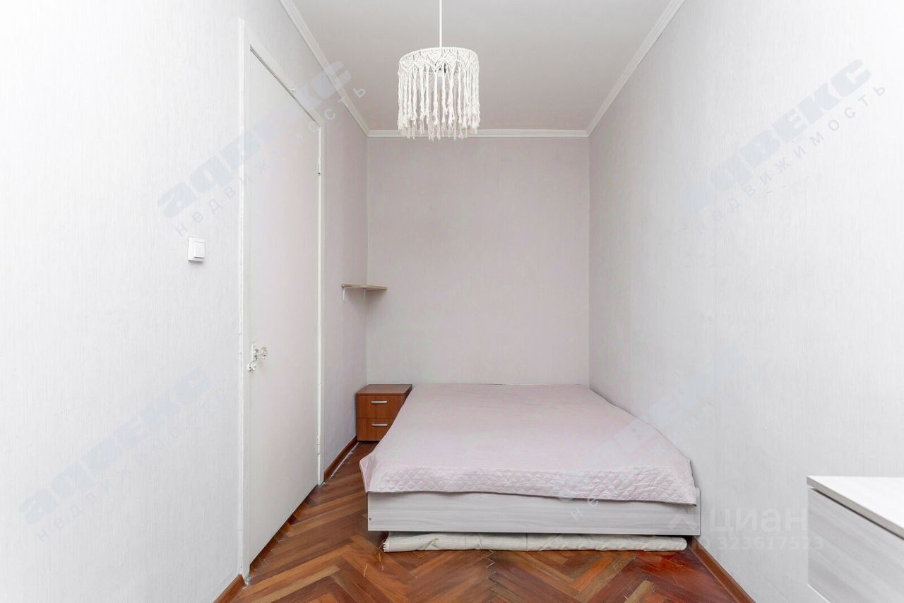 Продажа 3-комн квартиры на вторичном рынке переулок Пирогова, 15