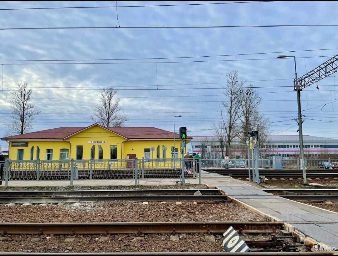 Продажа 1-комн квартиры на вторичном рынке Коммунар г., улица Славянская, 9