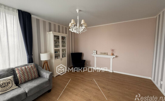 Продажа 4-комн квартиры на вторичном рынке Краснопутиловская ул,  д. 113,  к. 1