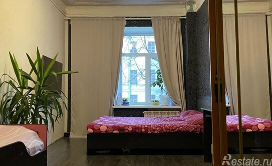 Продажа 3-комн квартиры на вторичном рынке ул Коммунистическая,  д. 6/21