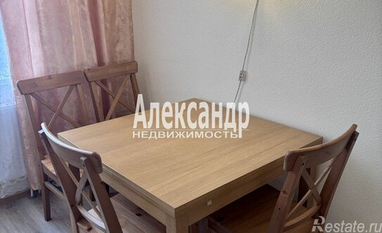 Продажа 1-комн квартиры на вторичном рынке Янино-1 д, Голландская ул,  д. 10 к1