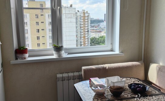 Продажа 2-комн квартиры на вторичном рынке улица Шолохова,  д. 7