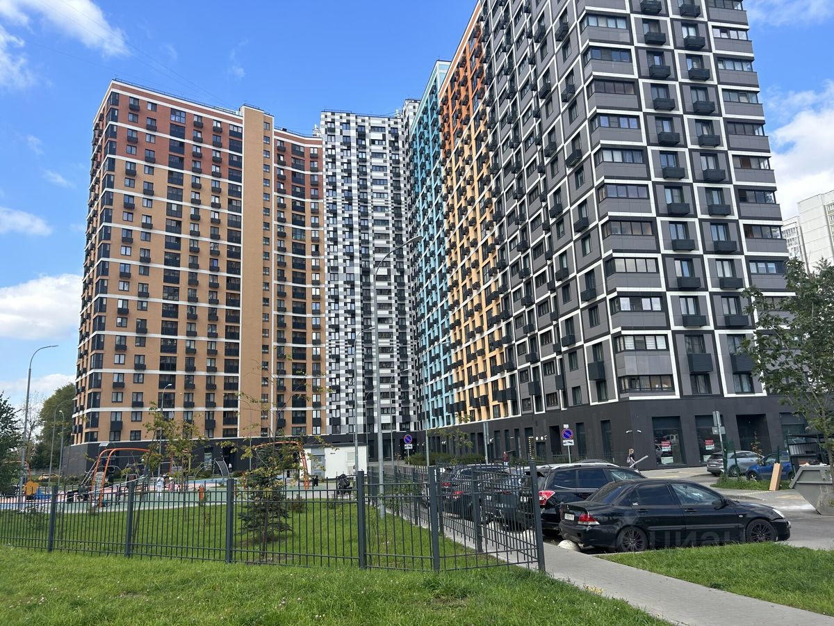 Продажа 1-комн квартиры на вторичном рынке Производственная улица, 19Ак2