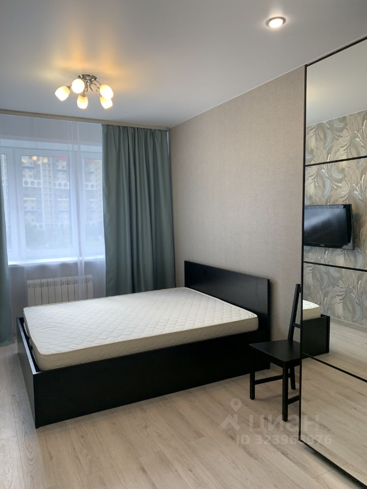 Продажа 1-комн квартиры на вторичном рынке Красногорск, бульвар Красногорский, 23к1