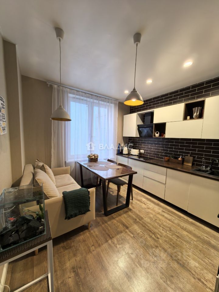 Продажа 2-комн квартиры на вторичном рынке Красногорск, бульвар Космонавтов, 5