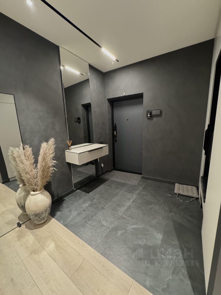 Продажа 2-комн квартиры на вторичном рынке улица Маршала Рыбалко, 2к9