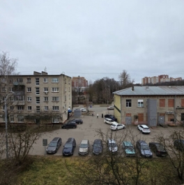 Продажа 2-комн квартиры на вторичном рынке Серпухов, ул Советская,  д. 89а