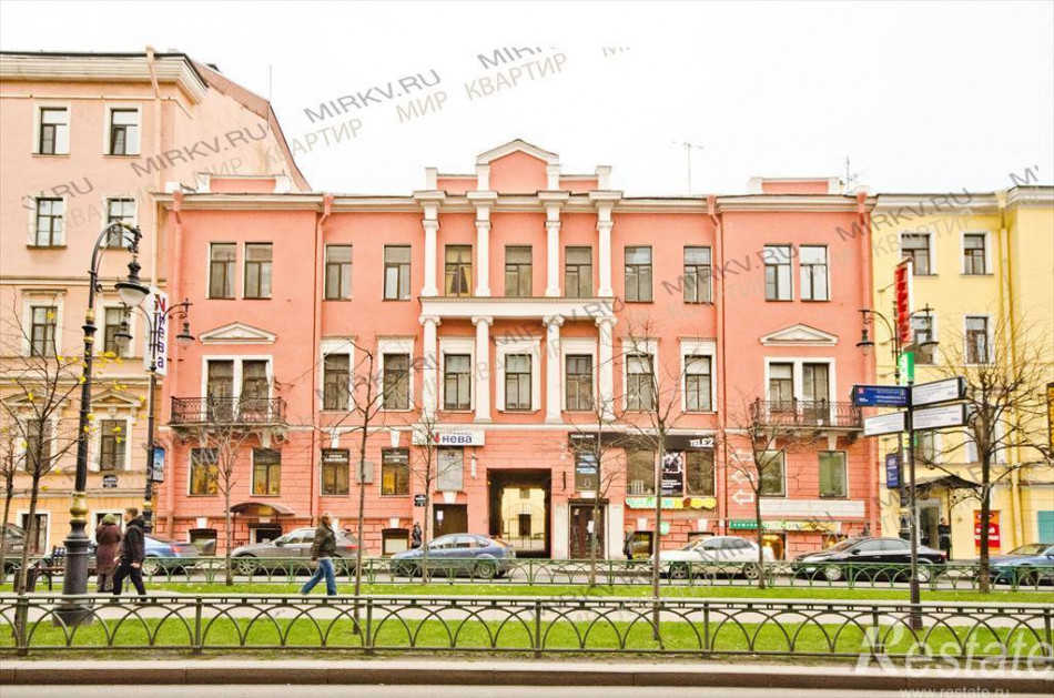 Продажа 4-комн квартиры на вторичном рынке Чернышевского пр. ,  д. 13