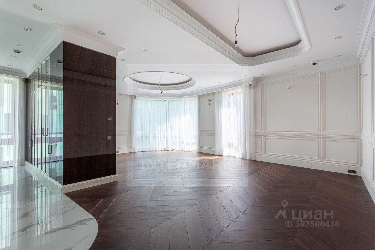 Продажа 5-комн квартиры на вторичном рынке Бутиковский переулок, 5