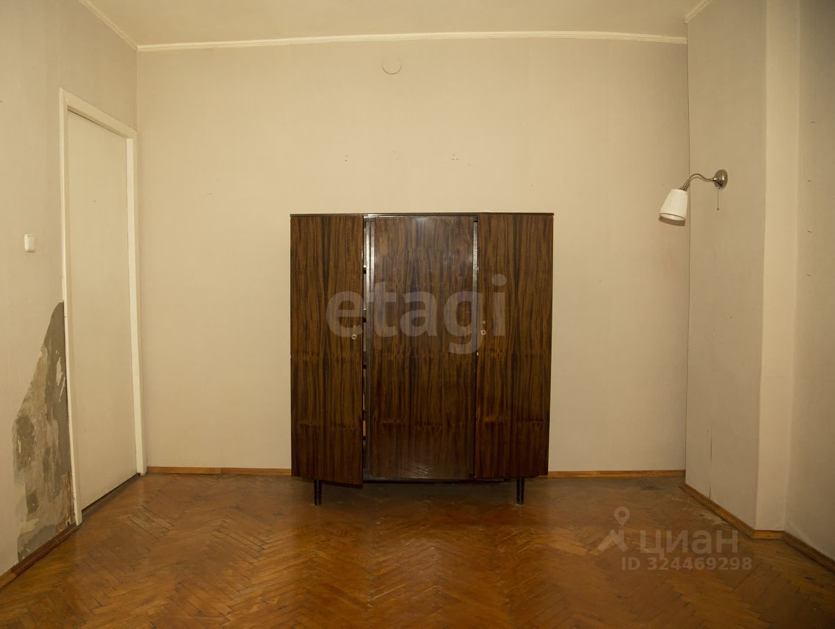 Продажа 1-комн квартиры на вторичном рынке Пушкинская улица,  д. 7