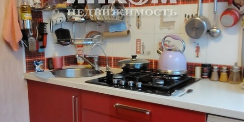 4-комн квартира ул Героев Панфиловцев,  д. 9,  к. 2