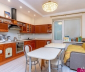 Продать Квартиры вторичка улица Композиторов  10 