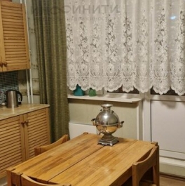 Продажа 1-комн квартиры на вторичном рынке Радужная улица,  д. 13 к1