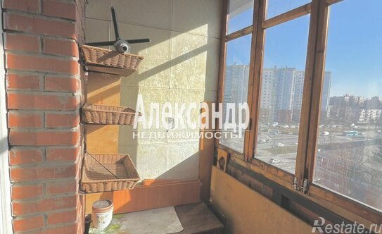 Продажа 1-комн квартиры на вторичном рынке Северный пр-кт,  д. 93,  к. В