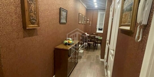 3-комн квартира Онежская улица,  д. 22